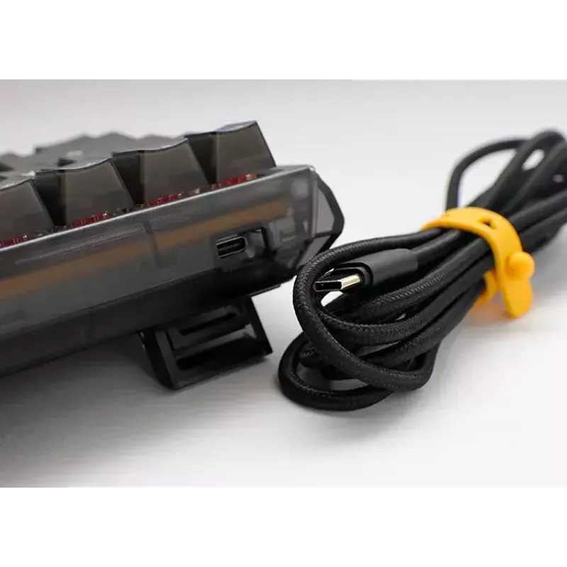 Teclado Ducky One 3 Mini gaming USB negro mecánico RGB LED