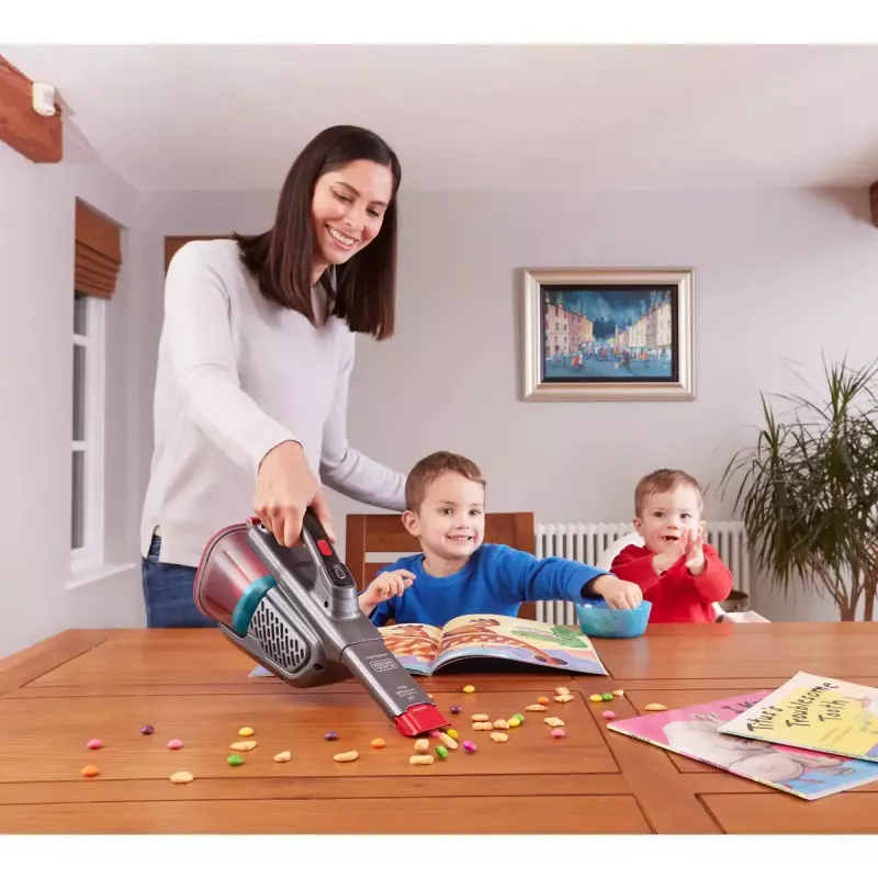 Aspirador de mano Black & Decker BHHV315J — 12V inalámbrico, 20 AW de potencia de succión, 0,7 L sin bolsa, 16 min de autonomía