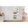 Frigorífico combi empotrable Bosch Serie 2 KIV86NSE0 — 267 L, congelador inferior, blanco, 177,2×54,1×54,8 cm, clase de eficiencia energética E