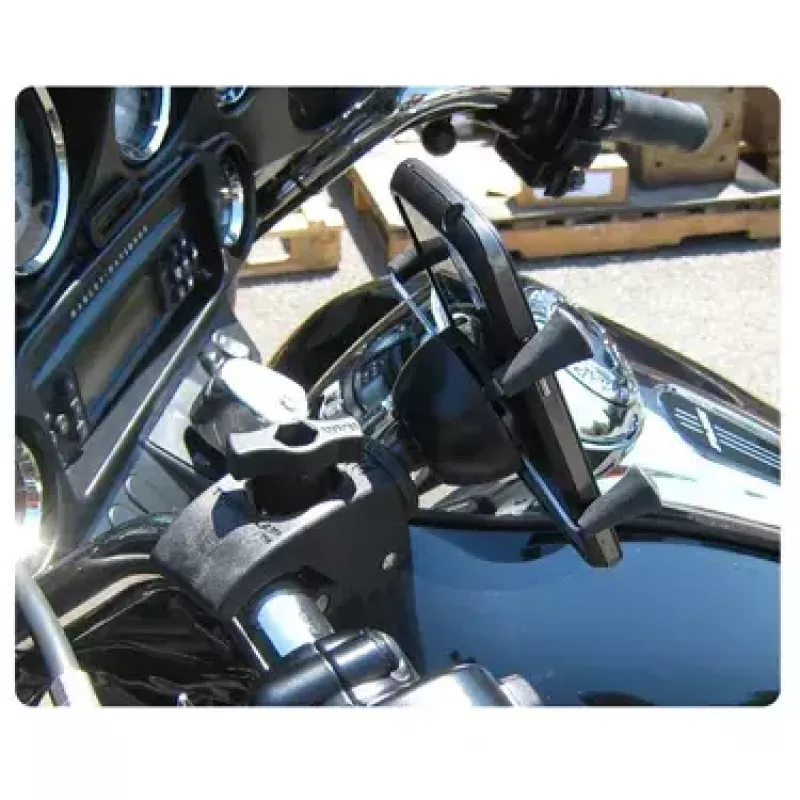 Soporte para telefono RAM Mounts X-Grip con base Low Profile Tough-Claw