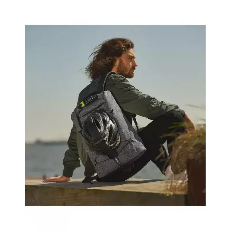 Mochila de ocio XDDESIGN Urban gris Fabric — 27 l, resistente al agua, compartimento para portátil de 15,6