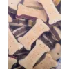 Snacks de entrenamiento para perros MACED Cube Cookies Mini Mix 1 kg — galletas mini en cubos surtidas, mix de aves