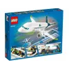 Set de construcción LEGO avión de pasajeros 60367 — serie City, 913 piezas, 2 minifiguras, interior detallado