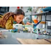 Set de construcción LEGO avión de pasajeros 60367 — serie City, 913 piezas, 2 minifiguras, interior detallado
