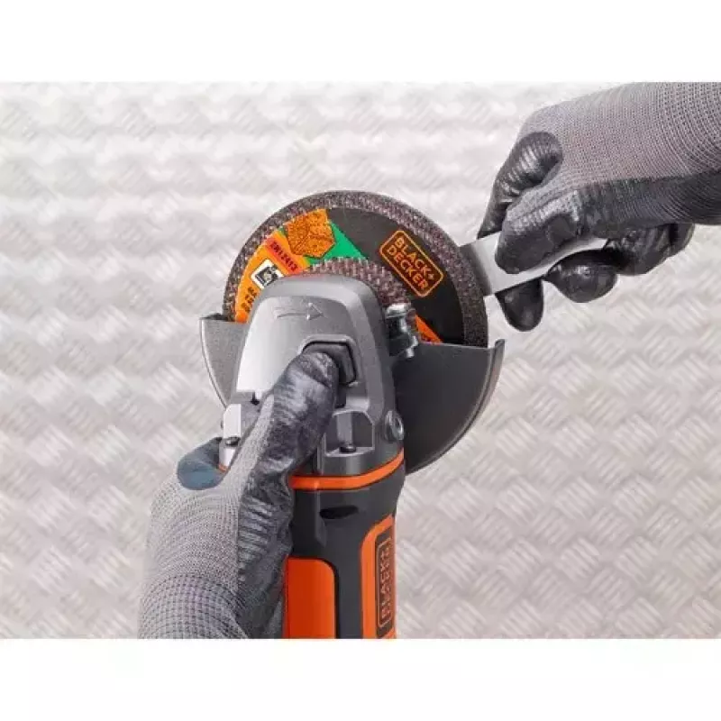 Amoladora angular Black & Decker BCG720N — inalámbrica 18V Li-Ion, disco de 12,5 cm, hasta 8600 rpm, 3 posiciones de agarre