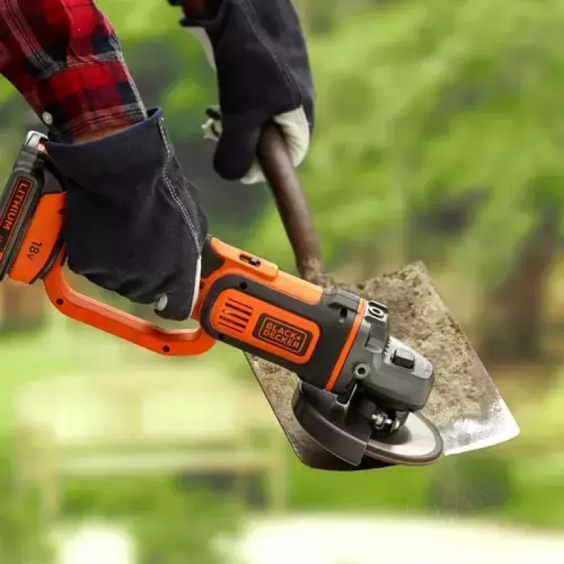 Amoladora angular Black & Decker BCG720N — inalámbrica 18V Li-Ion, disco de 12,5 cm, hasta 8600 rpm, 3 posiciones de agarre