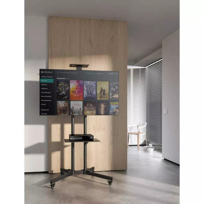 Soporte carro móvil para TV y monitor MANHATTAN 461238, móvil, negro, altura 1803 mm, VESA 200x200–600x400, máx. 50 kg