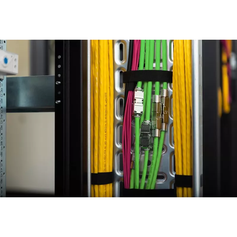 Cable de instalación DIGITUS - Cat 8.2 - S/FTP - AWG 22/1 - 500 m - amarillo