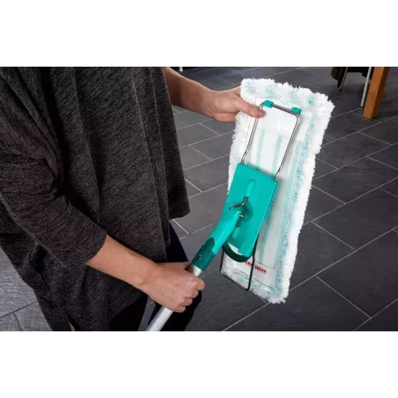Leifheit 55045 Wet Microfiber – fregona plana con funda de microfibra para la limpieza del suelo