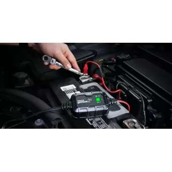Cargador de baterías NOCO GENIUS2DEU 2A montaje directo para baterías de plomo-ácido y litio de 6V/12V