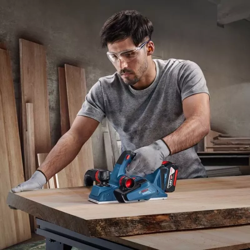 Bosch GHO 185-LI negro, azul 14000 RPM