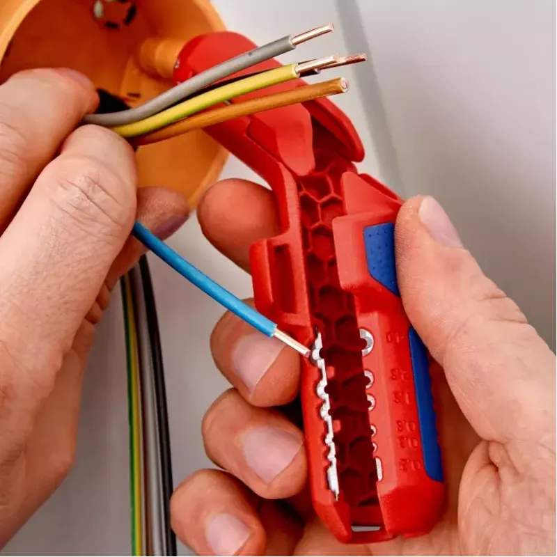 Pelacables Knipex ErgoStrip 16 95 02 SB