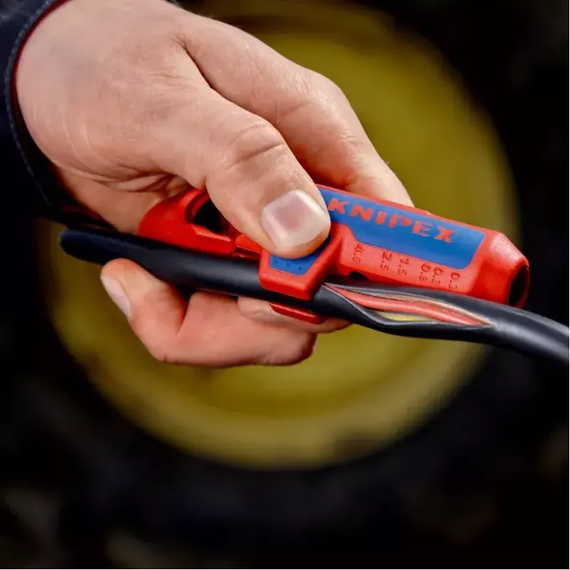 Pelacables Knipex ErgoStrip 16 95 02 SB