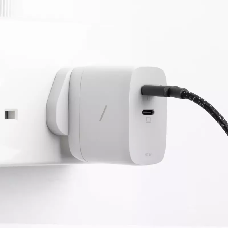 Cargador móvil Native Union FAST-PD67-WHT-INT 2 USB Type-C carga rápida