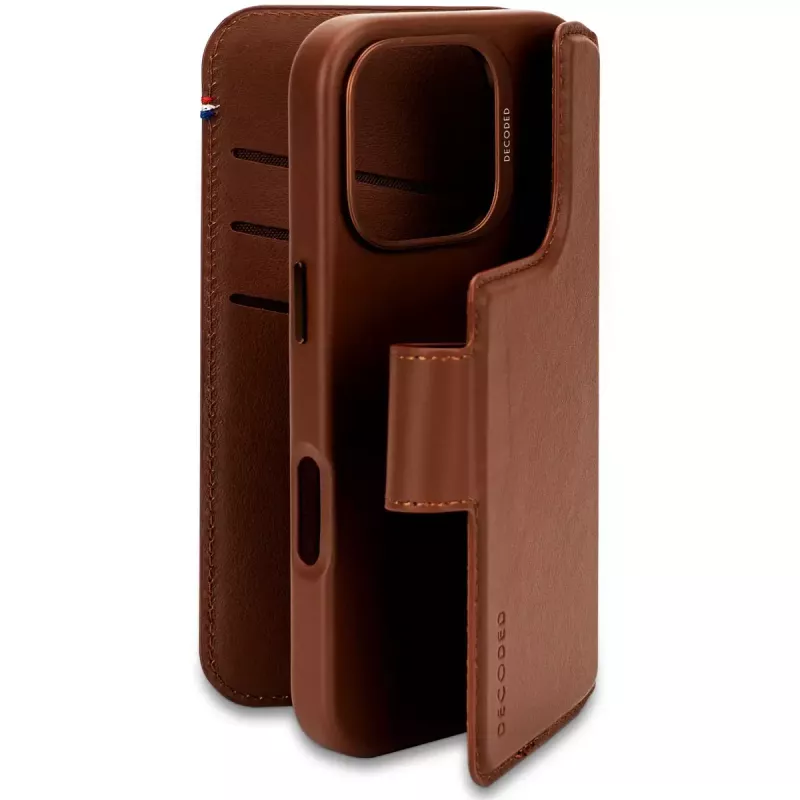 Decoded funda para móvil con cartera de piel desmontable para iPhone 16 Pro – marrón, piel auténtica, microfibra, pantalla de 6,3 pulgadas, 3 compartimentos para tarjetas