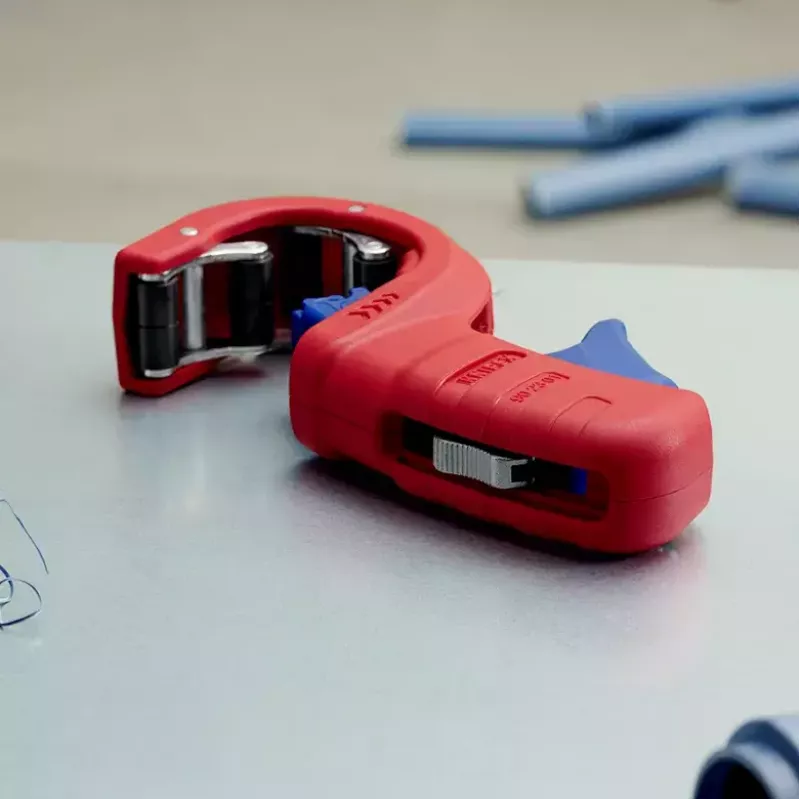 Knipex DP50 90 23 01 BK cortatubos, rojo/azul