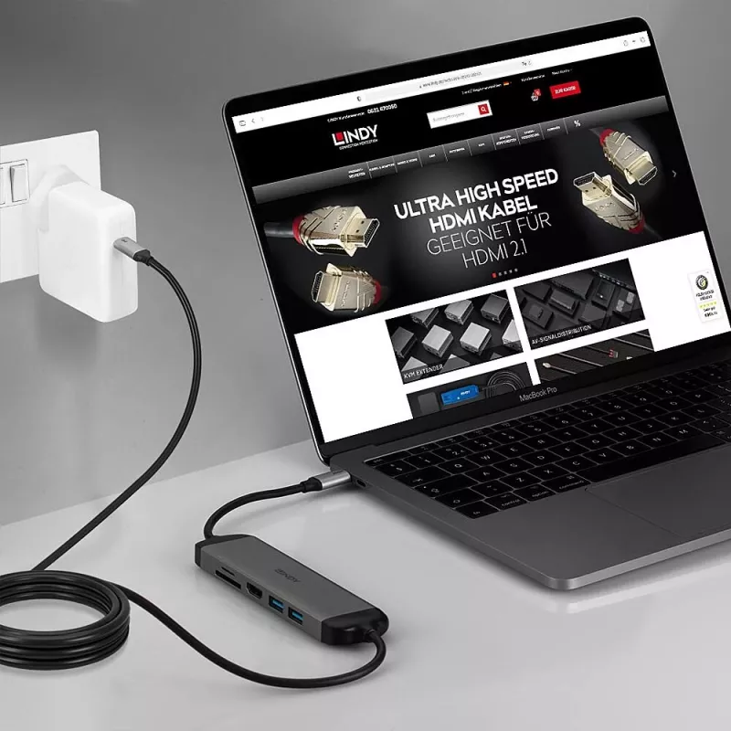 Estación de acoplamiento micro USB-C para portátil Lindy DST-Micro 140 con soporte 4K y cable de carga de 1,4 m 60W