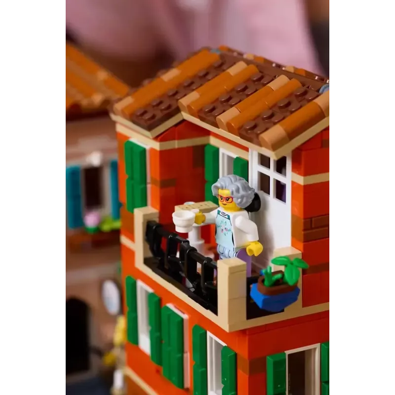 Set de construcción LEGO Ideas 21359 Riviera italiana, 3251 piezas, 10 minifiguras, a partir de 18 años