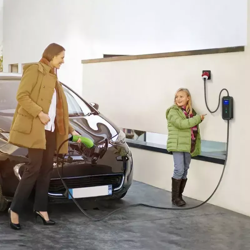 Qoltec 52471 cargador móvil para coches eléctricos 2 en 1, Type 2, 7 kW, 230 V, CEE 5 polos