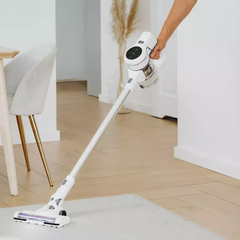 Aspirador de batería Adler AD 7064 2en1 – 350 W máx, 13.000 Pa de succión, batería de 2000 mAh, limpieza en seco y húmedo, 0,6 l de polvo, 0,15 l de agua, pantalla táctil LED, 4 modos