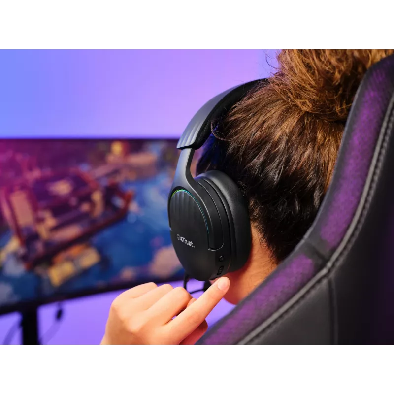 Auriculares Trust GXT 491 Fayzo con cable e inalámbricos diadema gaming USB Type-C Bluetooth negro