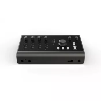 Interfaz de audio Audient iD44 MKII — USB, 20 entradas, 24 salidas