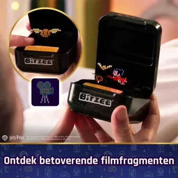 Wizarding World Harry Potter, Bitzee juguete interactivo con 20 personajes, ideal para regalos de Pascua, mascota digital que reacciona al deslizar, inclinar y tocar