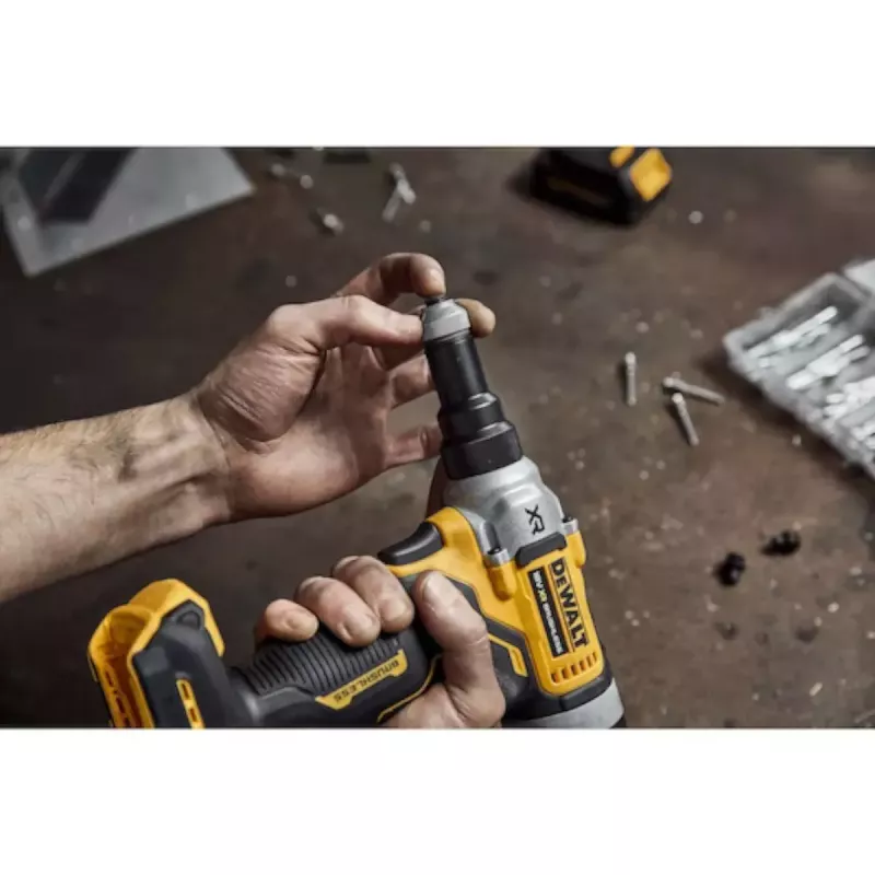 Remachadora ciega a batería DeWalt DCF414NT-XJ – herramienta remachadora a batería, portátil