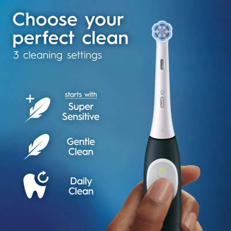 Cepillo de dientes eléctrico BRAUN Oral‑B iO Series 2 verde recargable con estuche de viaje