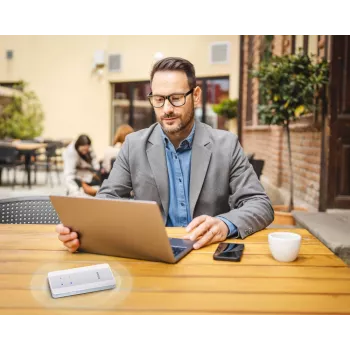 Módem de red móvil D-Link 5G NR AX1800 Wi-Fi 6
