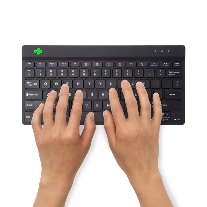 R-Go Tools Teclado ergonómico R-Go Compact Break, teclado compacto con software de pausas, QWERTY (US), Bluetooth, negro