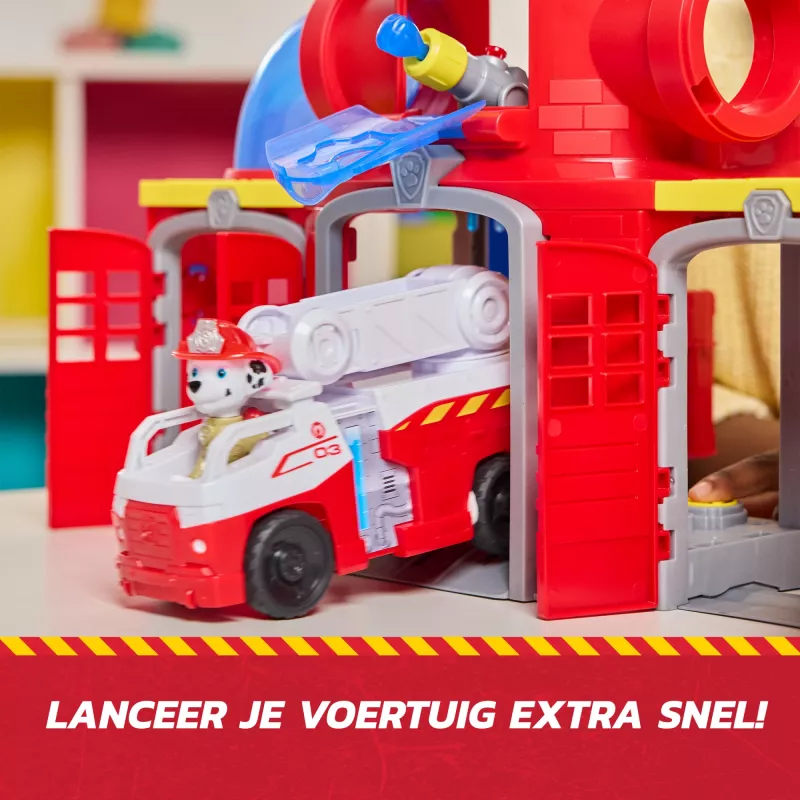 PAW Patrol Fire Rescue centro de mando de rescate de bomberos con figura de Marshall, camión de bomberos de rescate, luces, lanzador y efectos de sonido, juguete infantil para niños y niñas a partir de 3 años