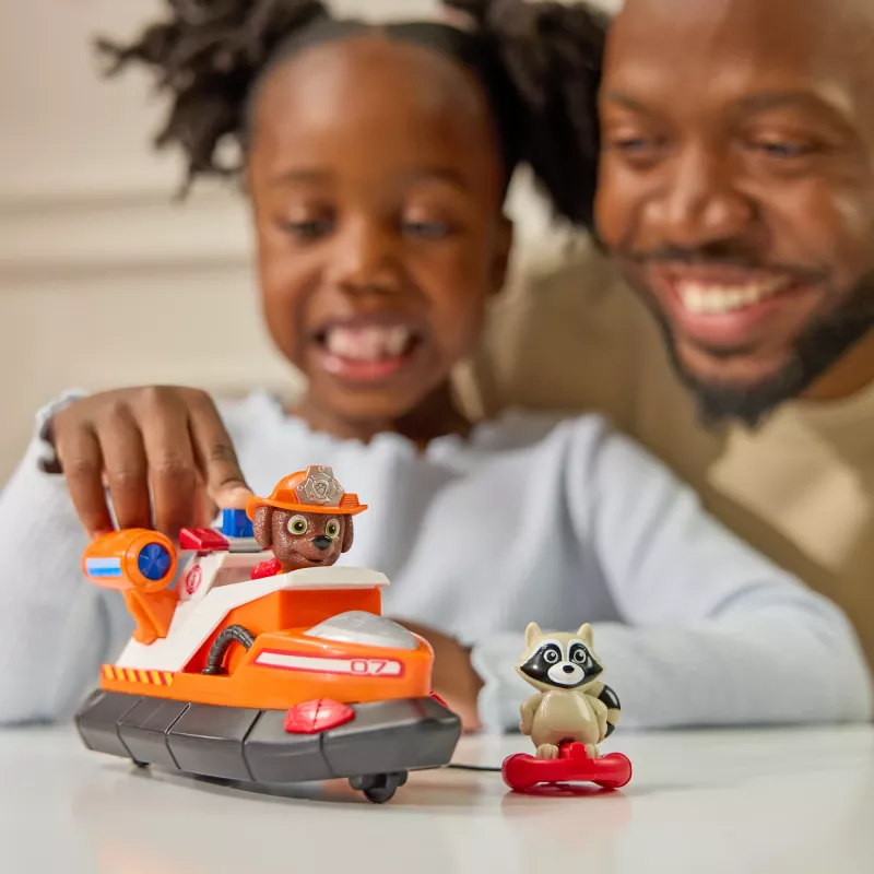 PAW Patrol Fire Rescue: Zuma lancha de bomberos de rescate con figura de acción, salvavidas lanzable, mapache y barco de juguete, juguete infantil para niños y niñas a partir de 3 años