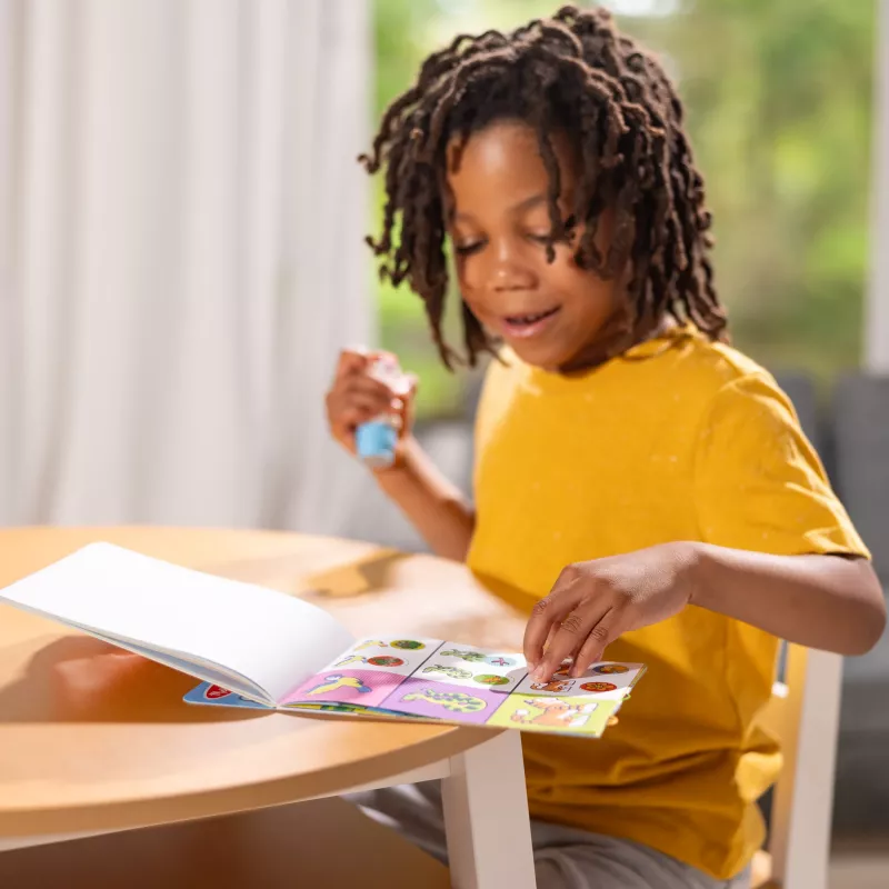 Melissa & Doug Sticker WOW! bloc de actividades de 24 páginas y sellos de pegatinas, 300 pegatinas, juguete fidget de arte y manualidades figura coleccionable – Tigre – certificado FSC