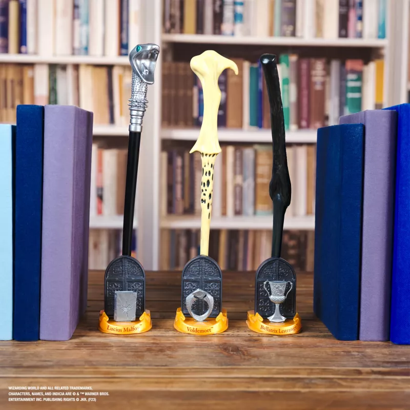 Spin Master Wizarding World Harry Potter varita auténtica de Ron Weasley con soporte de Hogwarts, para juegos de rol, de plástico, a partir de 14 años