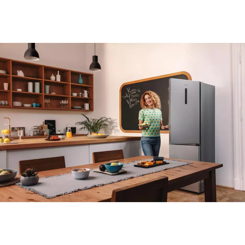 Gorenje NRK619CAXL4 frigorífico combi de libre instalación, 304 l (207 l + 97 l), 186 cm, clase energética C, SN-T, gris