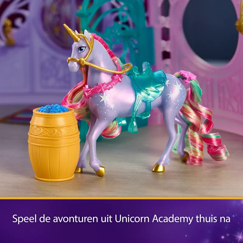Set de juego Spin Master Unicorn Academy establo con fuente, efectos de luz y sonido