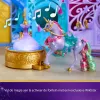 Set de juego Spin Master Unicorn Academy establo con fuente, efectos de luz y sonido