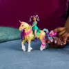 Spin Master Unicorn Academy set de figuras Ava y unicornio Leaf con crin y cola reales y cepillo, a partir de 4 años
