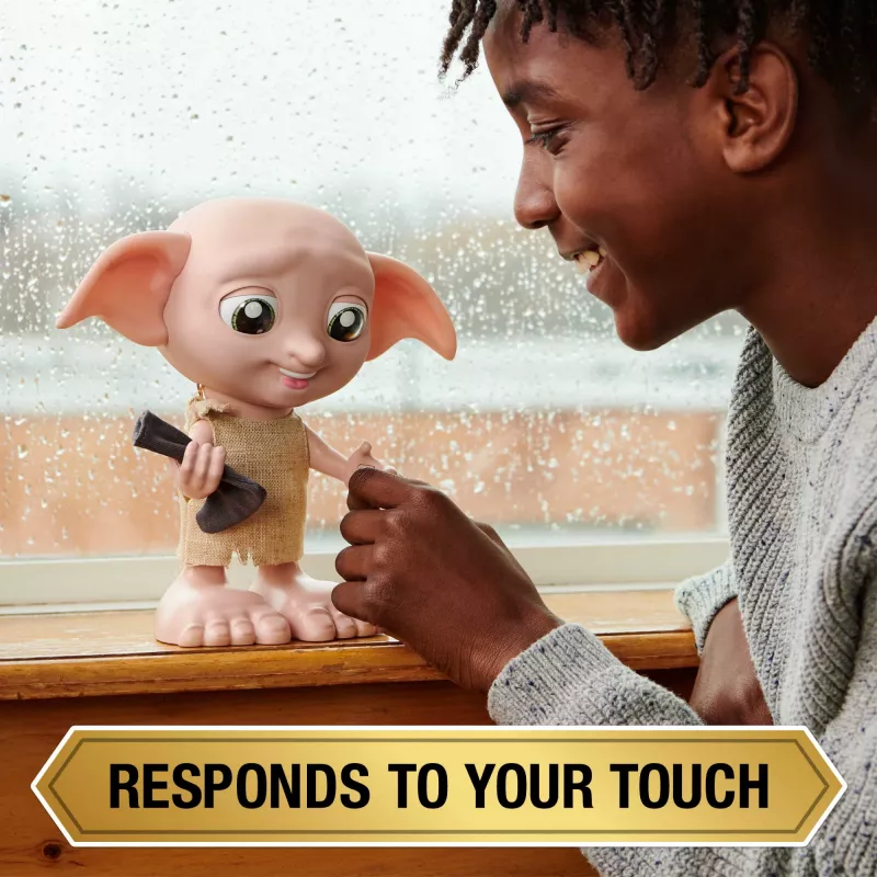 Juguete interactivo Wizarding World Harry Potter Dobby con función de voz AAA multicolor