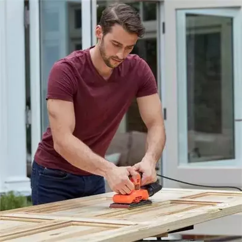 Lijadora orbital Black & Decker BEW220