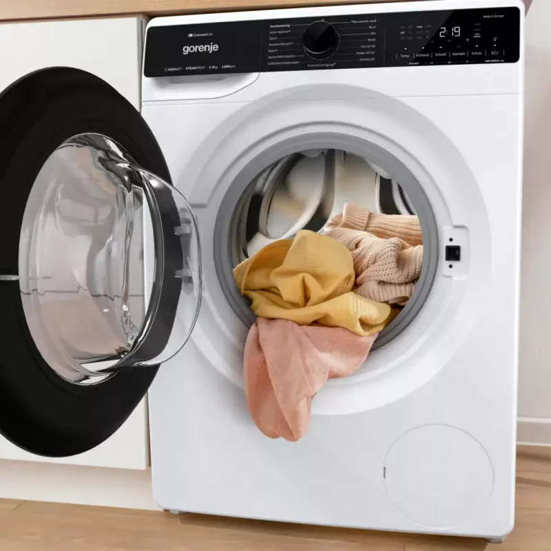 Gorenje WPNA94A1TS lavadora de carga frontal 9 kg, 1400 rpm, ConnectLife Wi-Fi, blanco/negro