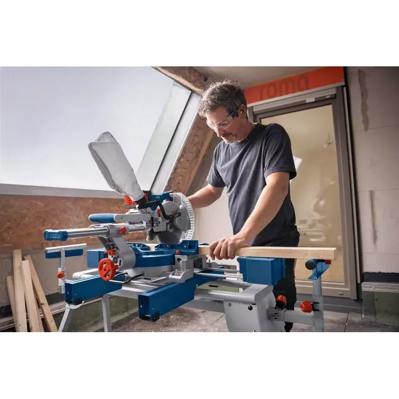 Bosch GCM 18V-216 D Professional ingletadora a batería, 5000 rpm