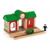 Estación de grabación y reproducción para trenes en miniatura de Ravensburger – BRIO, 3 piezas, pila AA, negro/verde/rojo