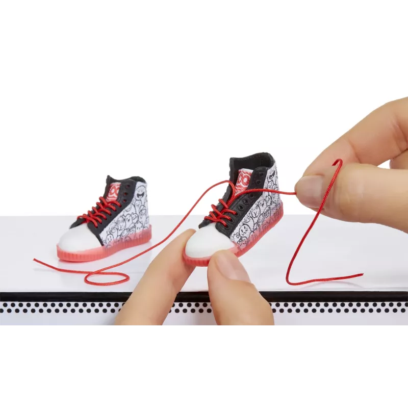 Miniverse Make It Mini Sneakers en PDQ, 8 años, multicolor, plástico