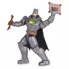 Spin Master Batman 30 cm Deluxe figura de acción con función de golpe y lanzamiento, 5 accesorios, efectos de luz y sonido, a partir de 4 años