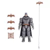 Spin Master Batman 30 cm Deluxe figura de acción con función de golpe y lanzamiento, 5 accesorios, efectos de luz y sonido, a partir de 4 años