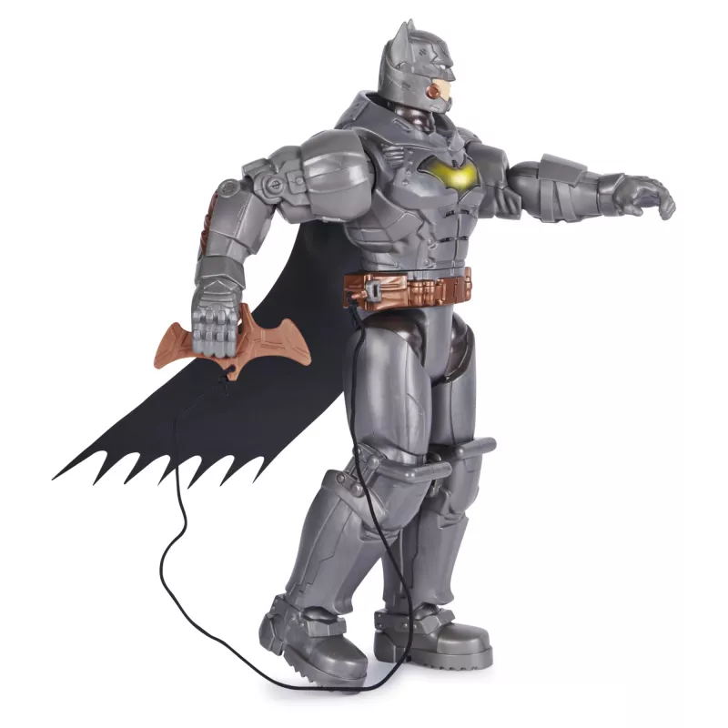 Spin Master Batman 30 cm Deluxe figura de acción con función de golpe y lanzamiento, 5 accesorios, efectos de luz y sonido, a partir de 4 años