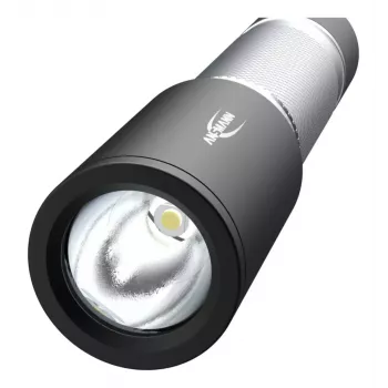 Linterna universal Ansmann Daily Use 300B negra plata LED 5W IPX4