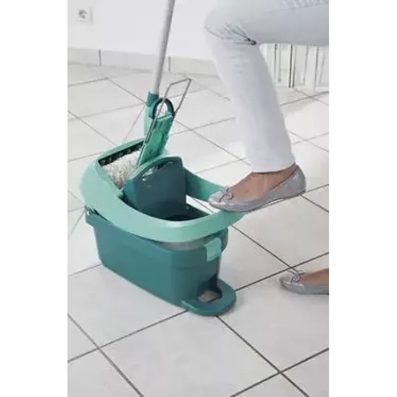 Cubo con sistema de fregado Leifheit 55076 — escurridor ergonómico, gran capacidad, verde